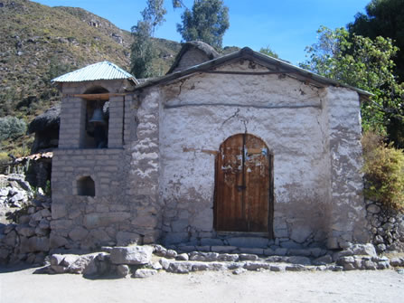 IGLESIA COLONIAL ENL CHARCANA